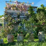 Hébergement de vacances Antica Casa Del Canto-relax, Natura, Bike, Fast Wifi, Private Parking *