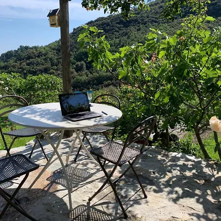 Antica Casa Del Canto-relax, Natura, Bike, Fast Wifi, Private Parking Σπίτι διακοπών *