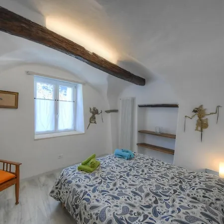 Antica Casa Del Canto Iara - Private Parking