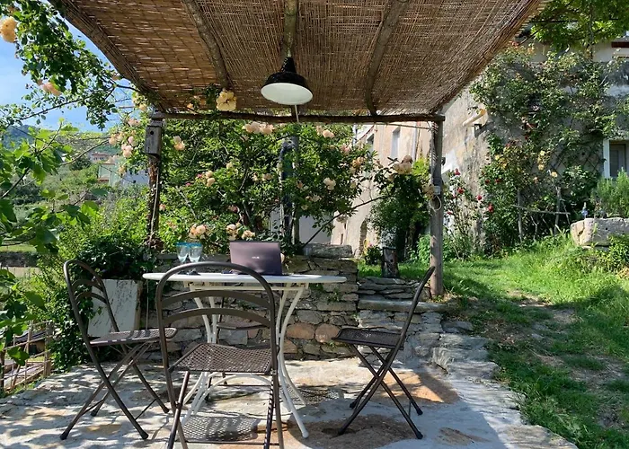 Feriehus Antica Casa Del Canto-relax, Natura, Bike, Fast Wifi, Private Parking *