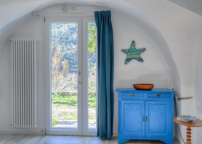 Antica Casa Del Canto-relax, Natura, Bike, Fast Wifi, Private Parking Feriehus *