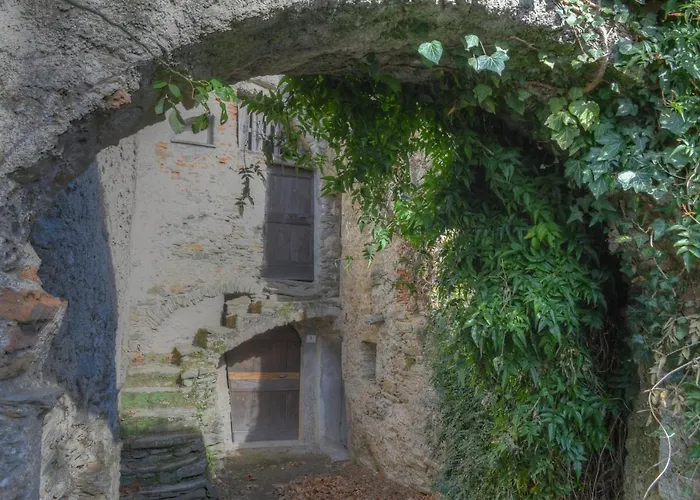 Feriehus Antica Casa Del Canto-relax, Natura, Bike, Fast Wifi, Private Parking